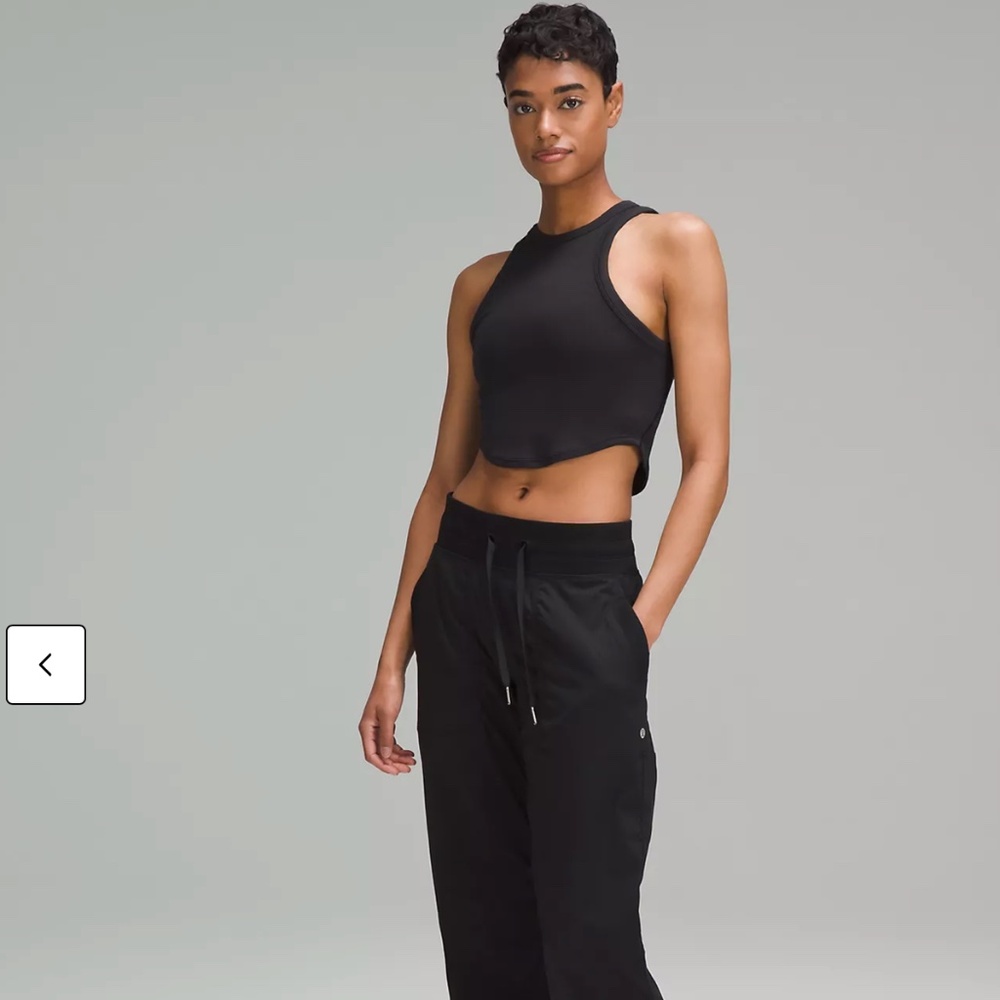 Lululemon Hold Tight Cropped Tank in Size 4 EUC